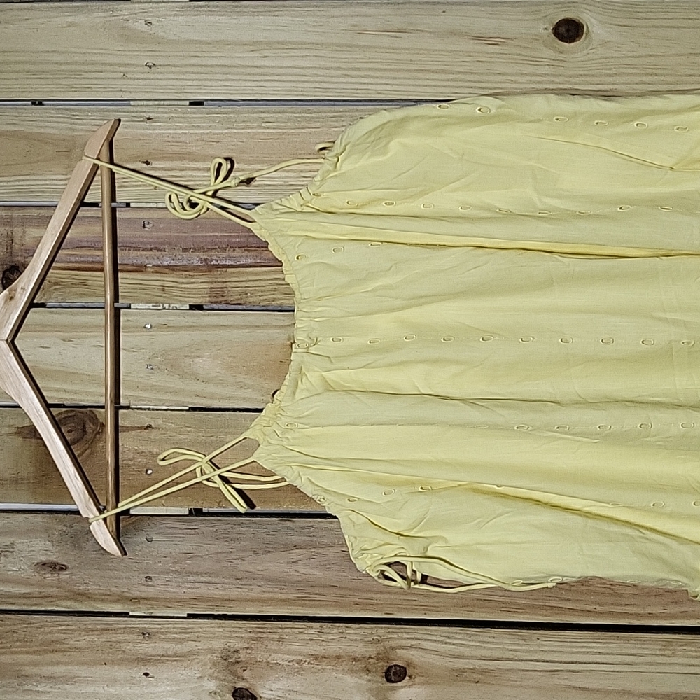 ๐ Zara Eyelet Dress - Picture 4 of 8